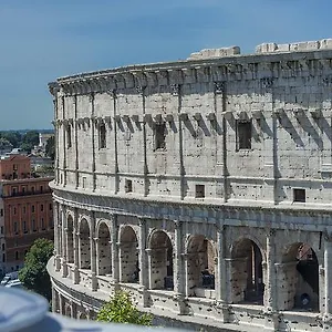 Colosseum Corner 2* Rome